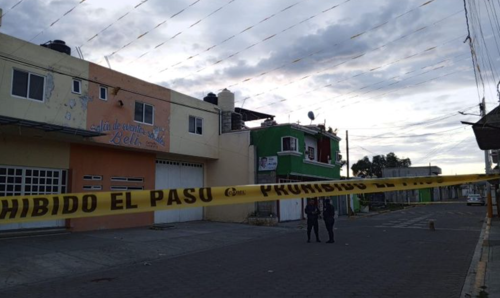 Abandonan a bebé cerca de un canal en Zapopan